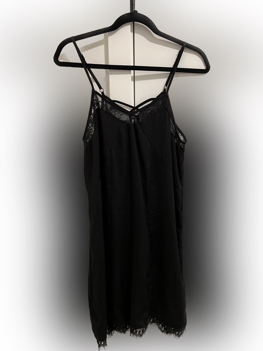 Cute black laced dress size medium
